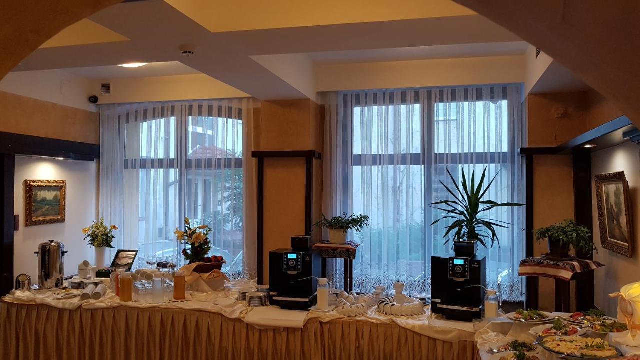Stary Toruń Hotel Retman מראה חיצוני תמונה