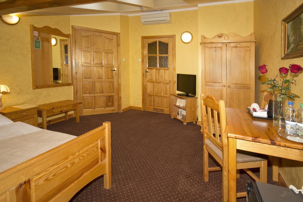 Stary Toruń Hotel Retman מראה חיצוני תמונה