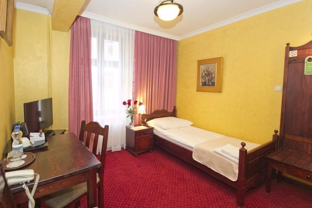 Stary Toruń Hotel Retman מראה חיצוני תמונה